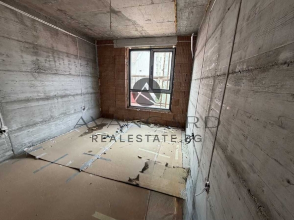 Тристаен апартамент в Пловдив, Център - 110 кв.м за 1410 €/кв.м - Снимка #1