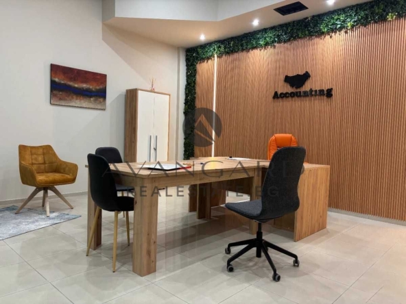 Офис в Пловдив, Център - 35 кв.м за 1429 €/кв.м - Снимка #1