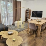 Дава се под наем Тристаен апартамент в Варна, Конфуто - 78 кв.м за 720 € - Снимка #1