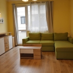 Дава се под наем Тристаен апартамент в София, Център - 75 кв.м за 730 € - Снимка #1