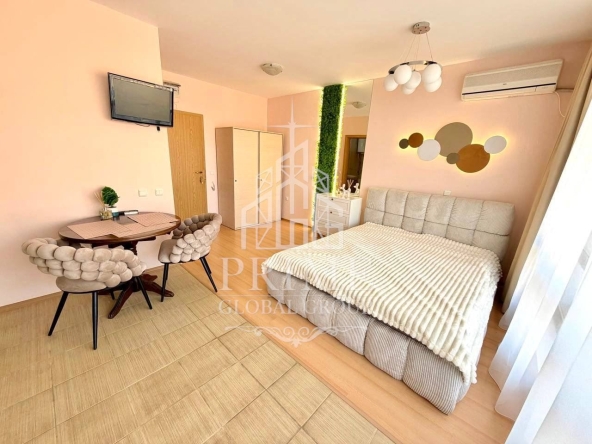 Едностаен апартамент в к.к. Слънчев бряг - 40 кв.м за 1488 €/кв.м - Снимка #1
