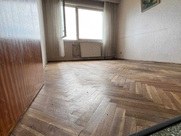 Тристаен апартамент в София, 7-ми 11-ти километър - 85 кв.м за 2811 €/кв.м - Снимка #1