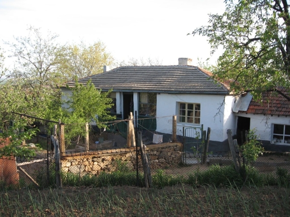 Къща в с. Главан, Област Стара Загора - 80 кв.м за 224 €/кв.м - Снимка #1