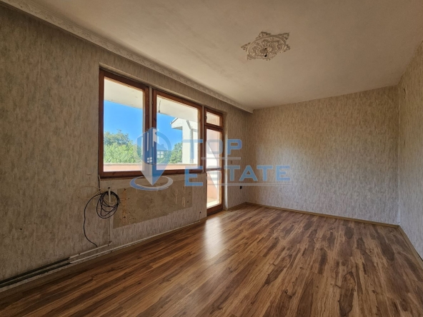 Къща в Стражица - 175 кв.м за 452 €/кв.м - Снимка #1