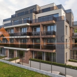 Тристаен апартамент в Варна, Бриз - 107 кв.м за 1963 €/кв.м - Снимка #1
