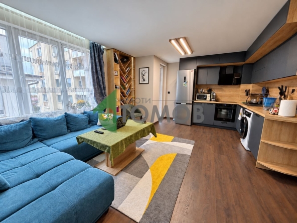 Тристаен апартамент в Стара Загора, Железник - център - 105 кв.м за 1380 €/кв.м - Снимка #1
