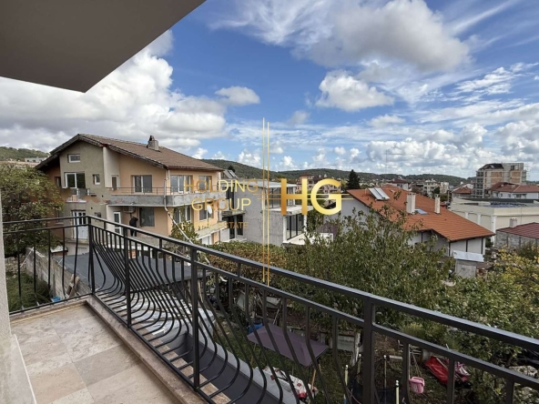 Етаж от къща в Варна, Виница - 110 кв.м за 2500 €/кв.м - Снимка #1