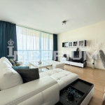 Дава се под наем Тристаен апартамент в Варна, Галата - 120 кв.м за 850 € - Снимка #1