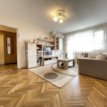 Тристаен апартамент в Варна, Левски - 90 кв.м за 2389 €/кв.м - Снимка #1