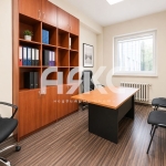 Дава се под наем Офис в София, Център - 70 кв.м за 690 € - Снимка #1