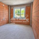Тристаен апартамент в Шумен, 5-ти полк - 85 кв.м за 1506 €/кв.м - Снимка #1