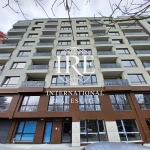 Двустаен апартамент в Варна, Център - 65 кв.м за 2739 €/кв.м - Снимка #1
