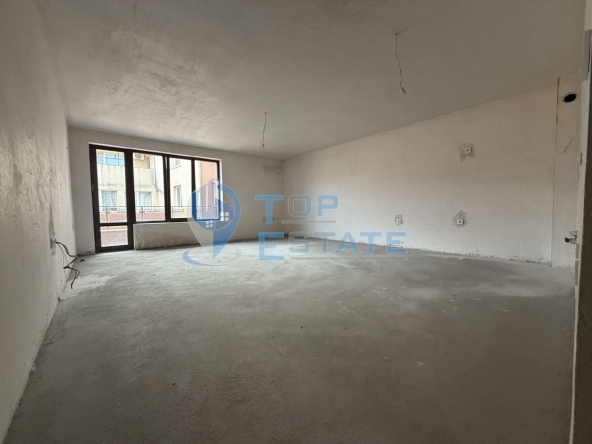 Тристаен апартамент в Велико Търново, Бузлуджа - 113 кв.м за 1301 €/кв.м - Снимка #1