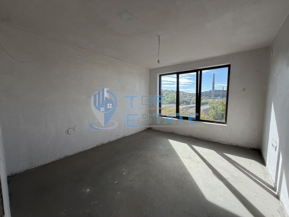 Тристаен апартамент в Велико Търново, Бузлуджа - 115 кв.м за 1305 €/кв.м - Снимка #1