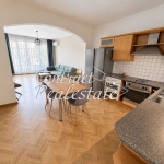 Дава се под наем Тристаен апартамент в Варна, Център - 90 кв.м за 680 € - Снимка #1