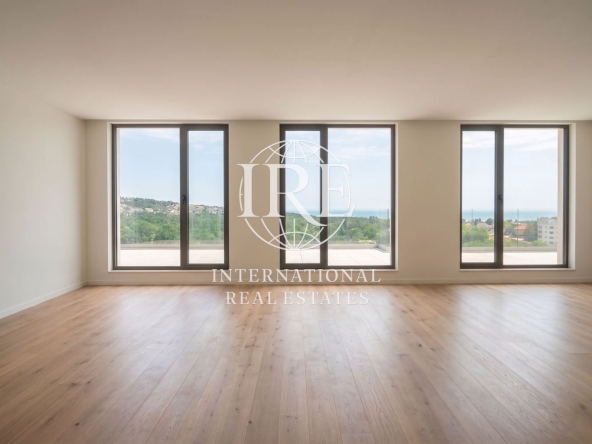 Четиристаен апартамент в к.к. Св.Св. Константин и Елена - 152 кв.м за 2974 €/кв.м - Снимка #1