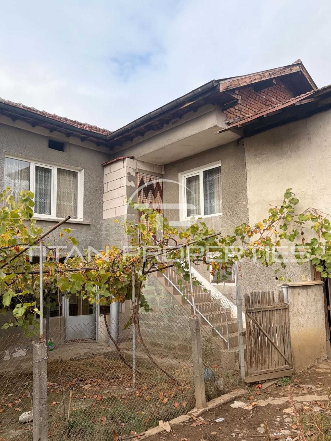 Къща в с. Чавдар, Област София-област - 75 кв.м за 1000 €/кв.м - Снимка #1