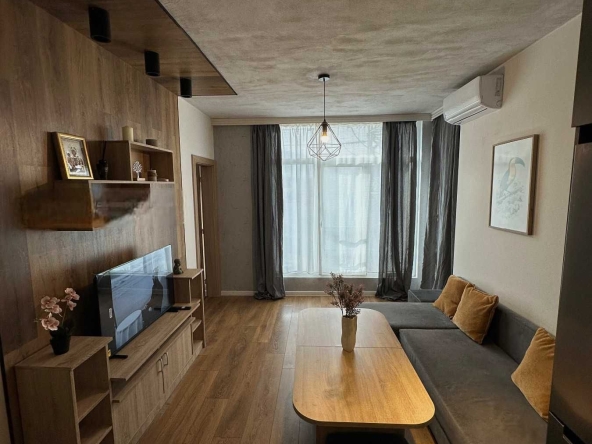Дава се под наем Двустаен апартамент в София, Кръстова вада - 67 кв.м за 640 € - Снимка #1