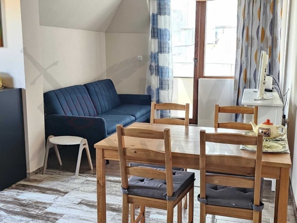 Дава се под наем Четиристаен апартамент в Варна, Бриз - 115 кв.м за 900 € - Снимка #1