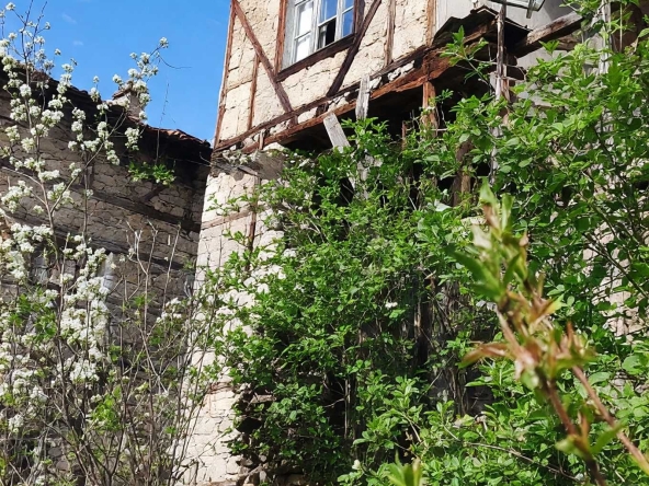Къща в с. Югово, Област Пловдив - 225 кв.м за 160 €/кв.м - Снимка #1