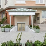 Тристаен апартамент в София, Иван Вазов - 285 кв.м за 876 €/кв.м - Снимка #1