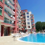Тристаен апартамент в к.к. Слънчев бряг - 86 кв.м за 1099 €/кв.м - Снимка #1