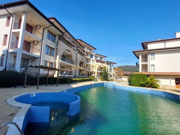Двустаен апартамент в к.к. Слънчев бряг - 67 кв.м за 888 €/кв.м - Снимка #1