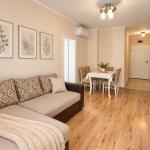 Тристаен апартамент в к.к. Слънчев бряг - 70 кв.м за 1686 €/кв.м - Снимка #1