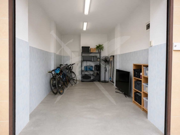 Дава се под наем Гараж / Паркомясто в Стара Загора, Аязмото - 25 кв.м за 250 € - Снимка #1