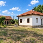 Къща в с. Ресен, Област Велико Търново - 62 кв.м за 1210 €/кв.м - Снимка #1