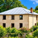 Къща в к.к. Пампорово - 160 кв.м за 297 €/кв.м - Снимка #1