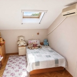 Дава се под наем Едностаен апартамент в Пловдив, Център - 25 кв.м за 120 € - Снимка #1