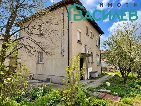Къща в Перник, Църква - 270 кв.м за 1038 €/кв.м - Снимка #1