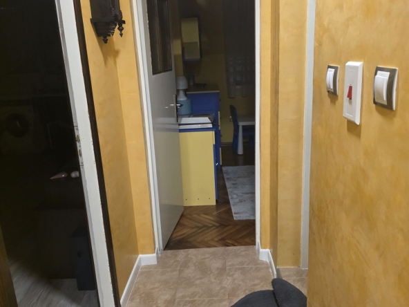 Тристаен апартамент в Силистра, Център - 70 кв.м за 1686 €/кв.м - Снимка #1