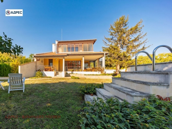 Къща в с. Згалево, Област Плевен - 328 кв.м за 1372 €/кв.м - Снимка #1