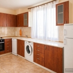 Дава се под наем Тристаен апартамент в Пловдив, Кършияка - 90 кв.м за 550 € - Снимка #1