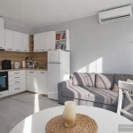 Дава се под наем Двустаен апартамент в Бургас, Сарафово - 40 кв.м за 420 € - Снимка #1