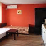 Дава се под наем Едностаен апартамент в Варна, Левски - 30 кв.м за 350 € - Снимка #1