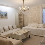 Дава се под наем Етаж от къща в Варна, Чайка - 40 кв.м за 520 € - Снимка #1