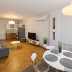 Дава се под наем Тристаен апартамент в Пловдив, Каменица 1 - 80 кв.м за 750 € - Снимка #1
