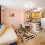 Дава се под наем Двустаен апартамент в Варна, Базар Левски - 55 кв.м за 480 € - Снимка #1