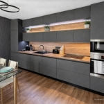 Дава се под наем Тристаен апартамент в Бургас, Център - 80 кв.м за 1200 € - Снимка #1