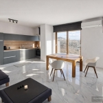Дава се под наем Тристаен апартамент в Пловдив, Кършияка - 95 кв.м за 950 € - Снимка #1