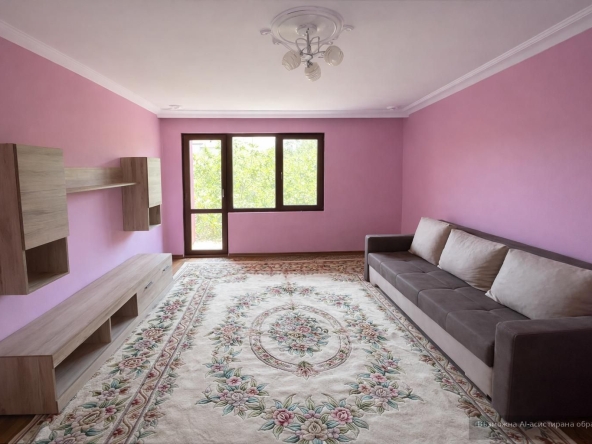 Дава се под наем Етаж от къща в Варна, Виница - 125 кв.м за 550 € - Снимка #1