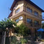 Къща в с. Шатрово, Област Кюстендил - 190 кв.м за 790 €/кв.м - Снимка #1