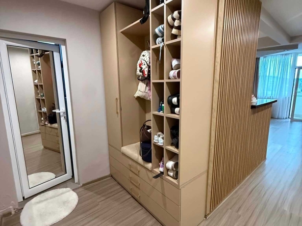 Тристаен апартамент в Казанлък - 93 кв.м за 1452 €/кв.м - Снимка #1