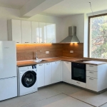 Дава се под наем Двустаен апартамент в София, Център - 50 кв.м за 550 € - Снимка #1