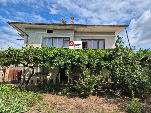 Къща в Велико Търново, Акация - 260 кв.м за 597 €/кв.м - Снимка #1