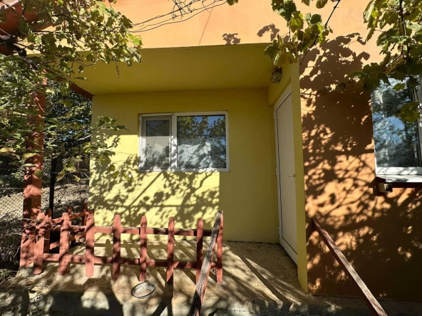 Парцел в с. Хрищени, Област Стара Загора - 800 кв.м за 45 €/кв.м - Снимка #1