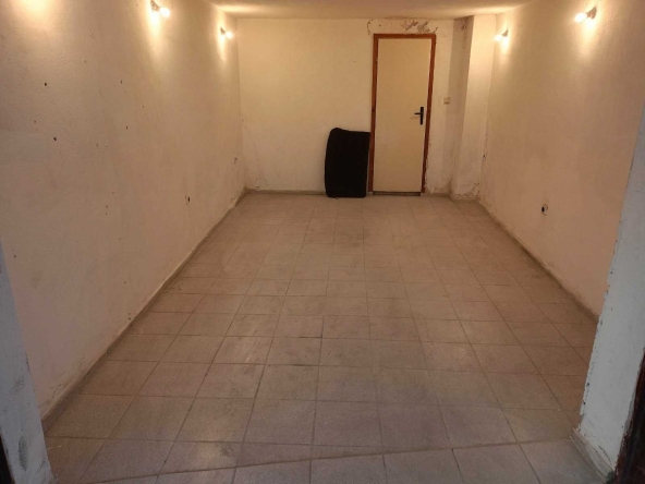 Гараж / Паркомясто в Варна, Център - 22 кв.м за 2591 €/кв.м - Снимка #1